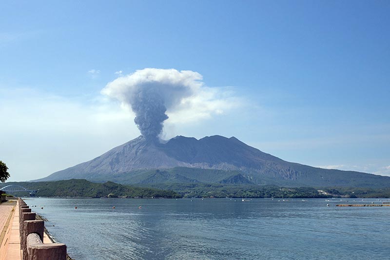 桜島の噴火写真