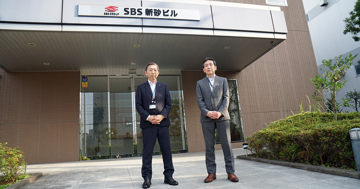 SBS即配サポート株式会社 経営管理部長 杉原 昌吾さん（左）、　同 システム管理課 課長　工藤 秀人さん（右）