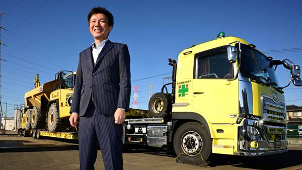 ニッチ業種×デジタルが雇用を生んだ。重機運送会社の2代目が進める業務改革